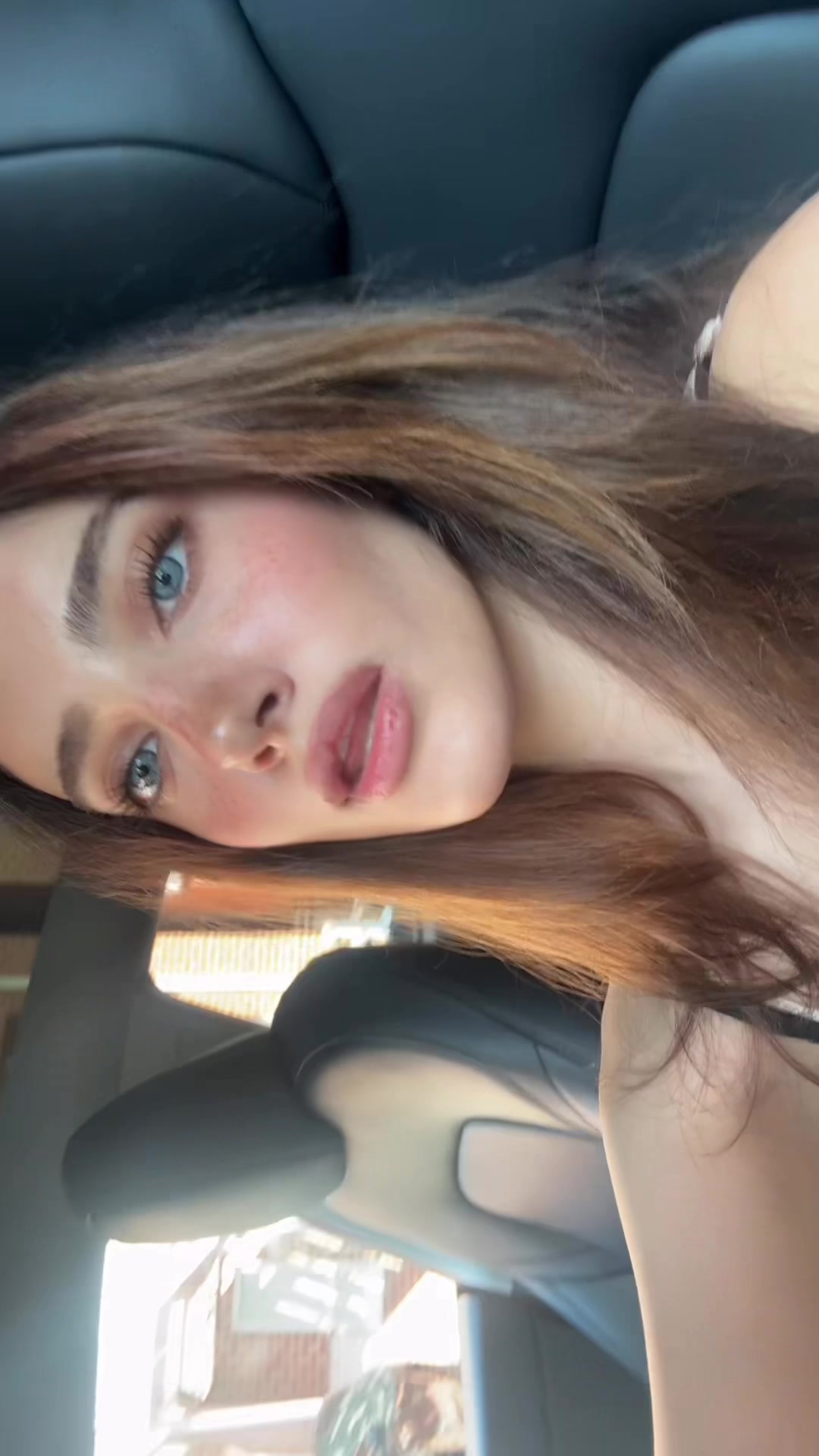 @vania