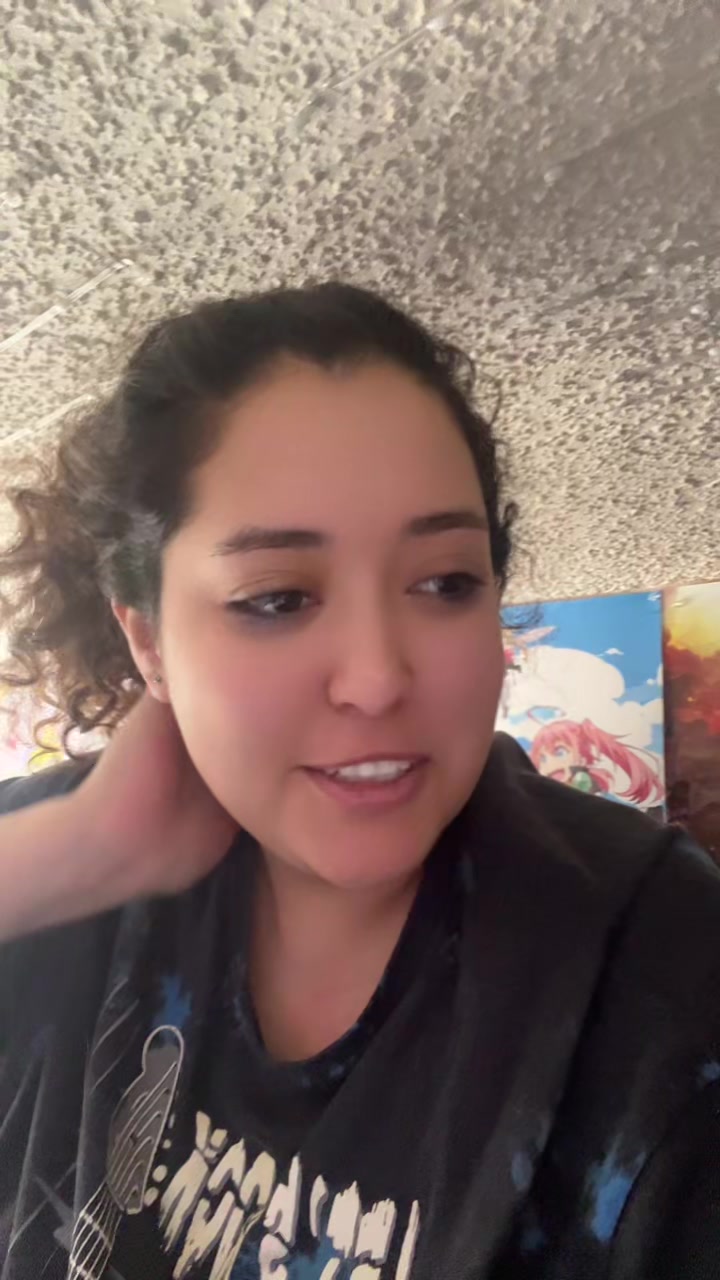@xox_nerdynikki_xox