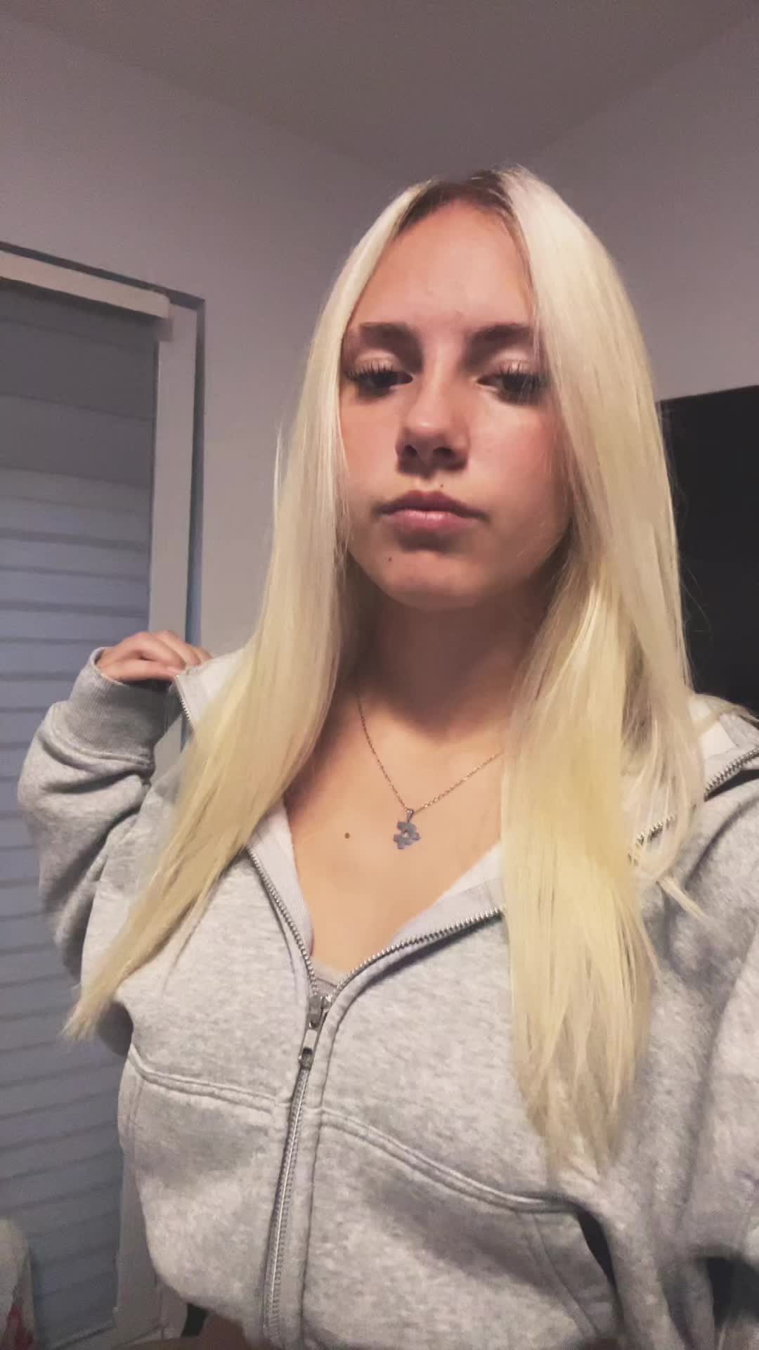 @ꨄ