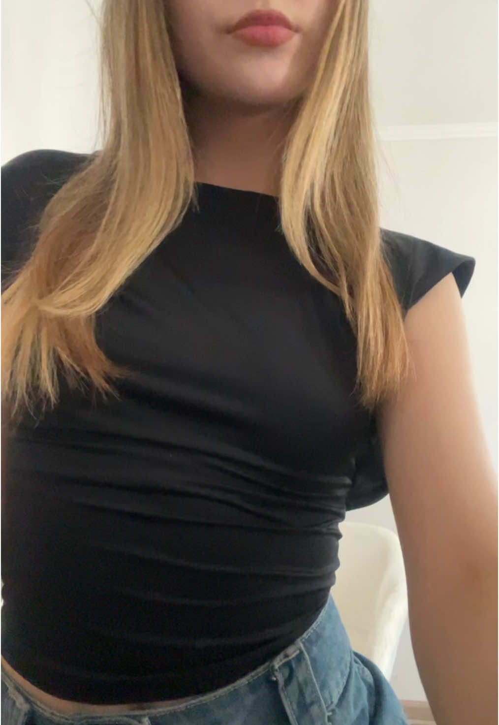 @𝐴𝑙𝑒𝑥𝑎𝑛𝑑𝑟𝑎