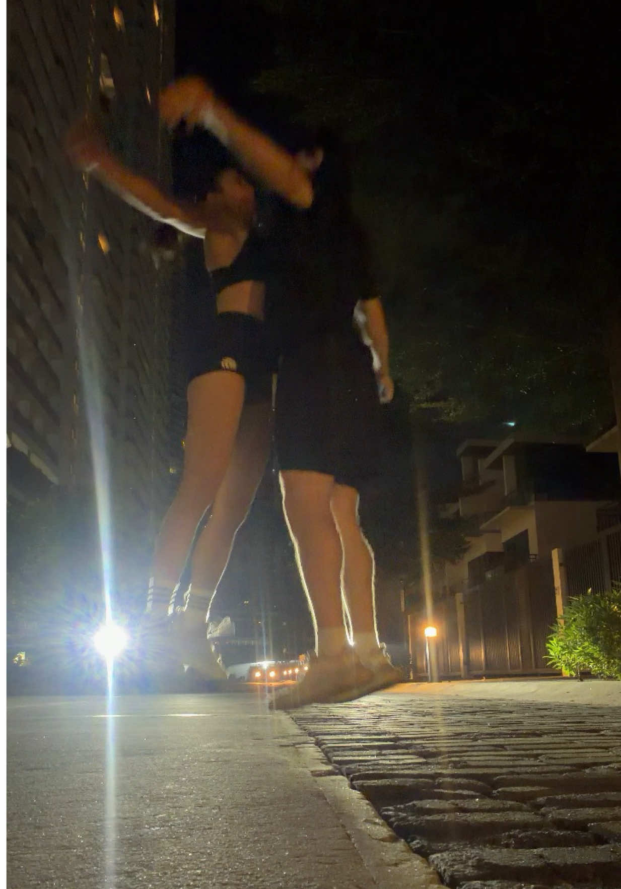 @Abymarano