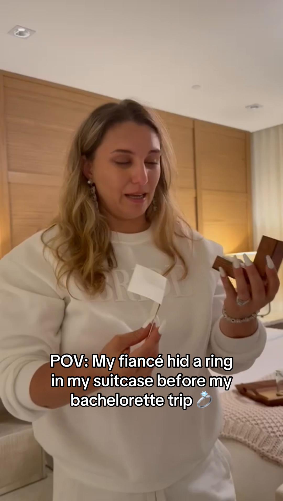 @Sabrina Kharoubi