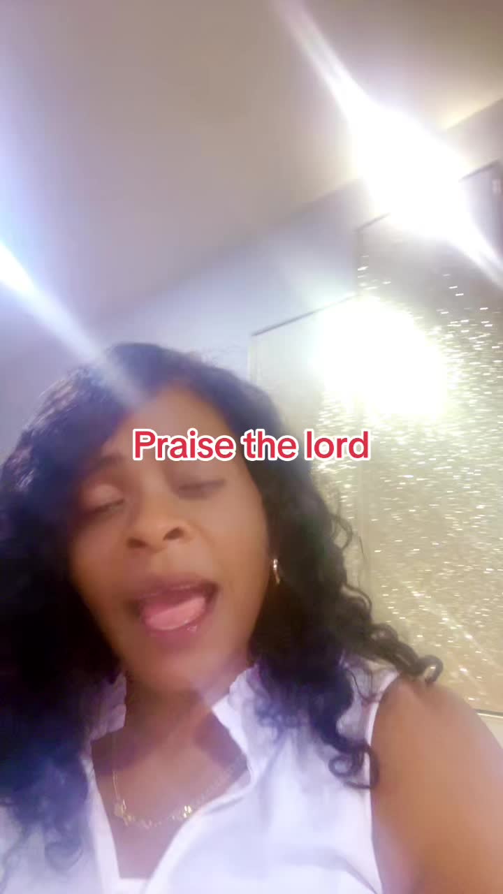 @loulouis77
