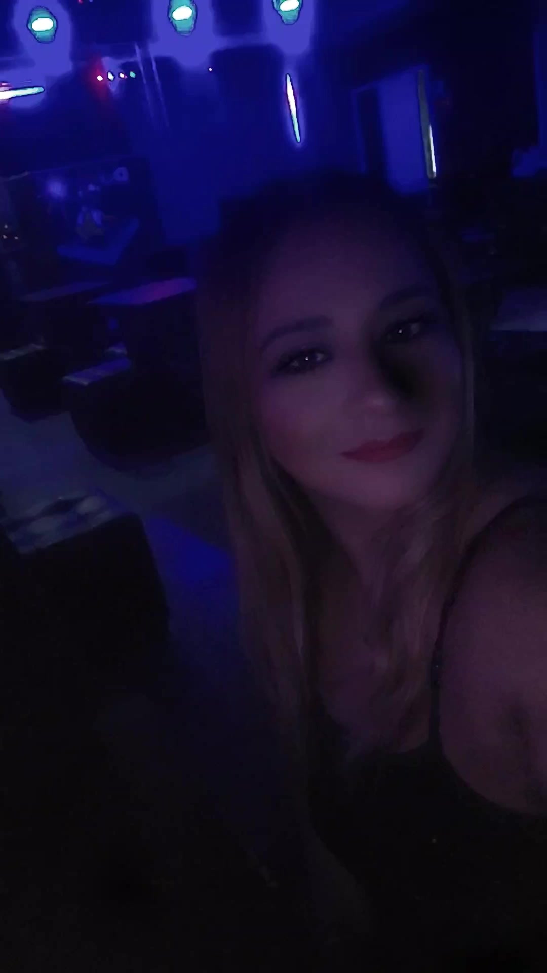 @Jessica🦉🌹🇭🇳