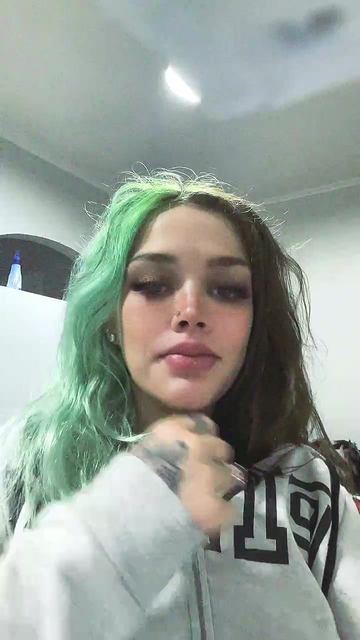 @victoriahyde_23