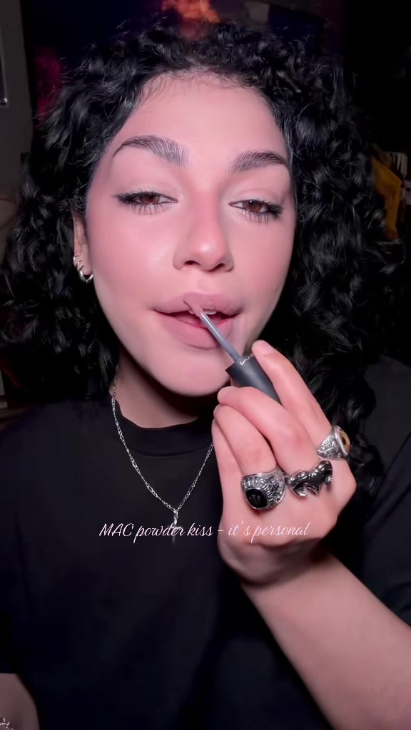 @saylahernandez