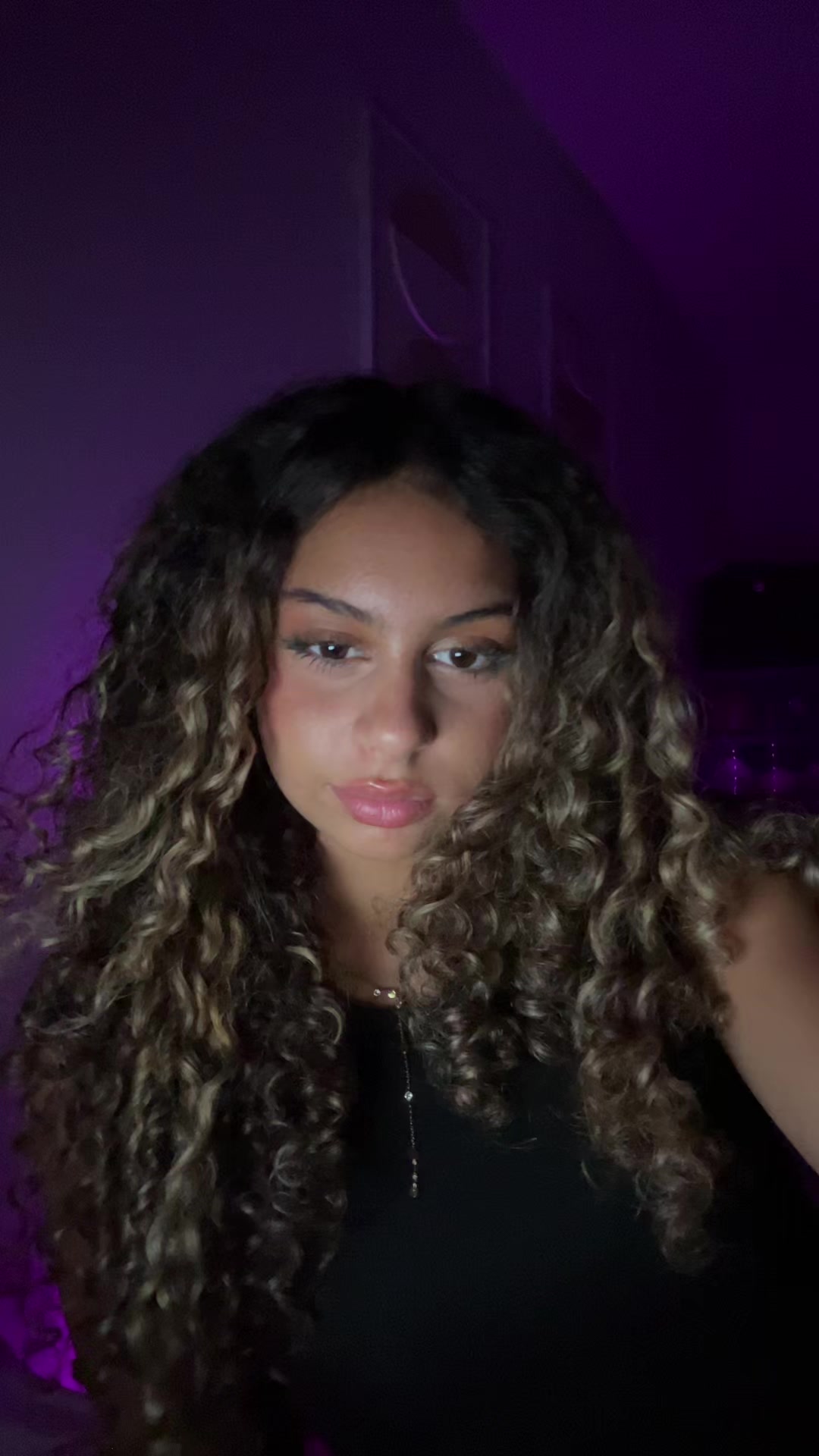 @𝐤𝐞𝐥𝐲😎