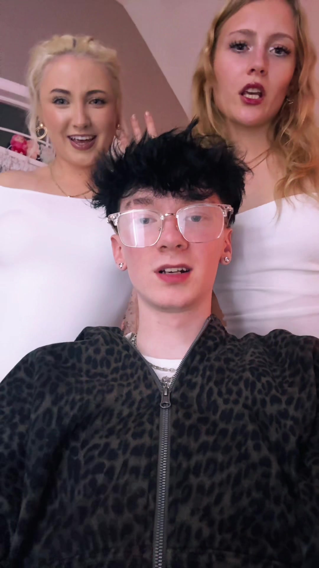 @sky