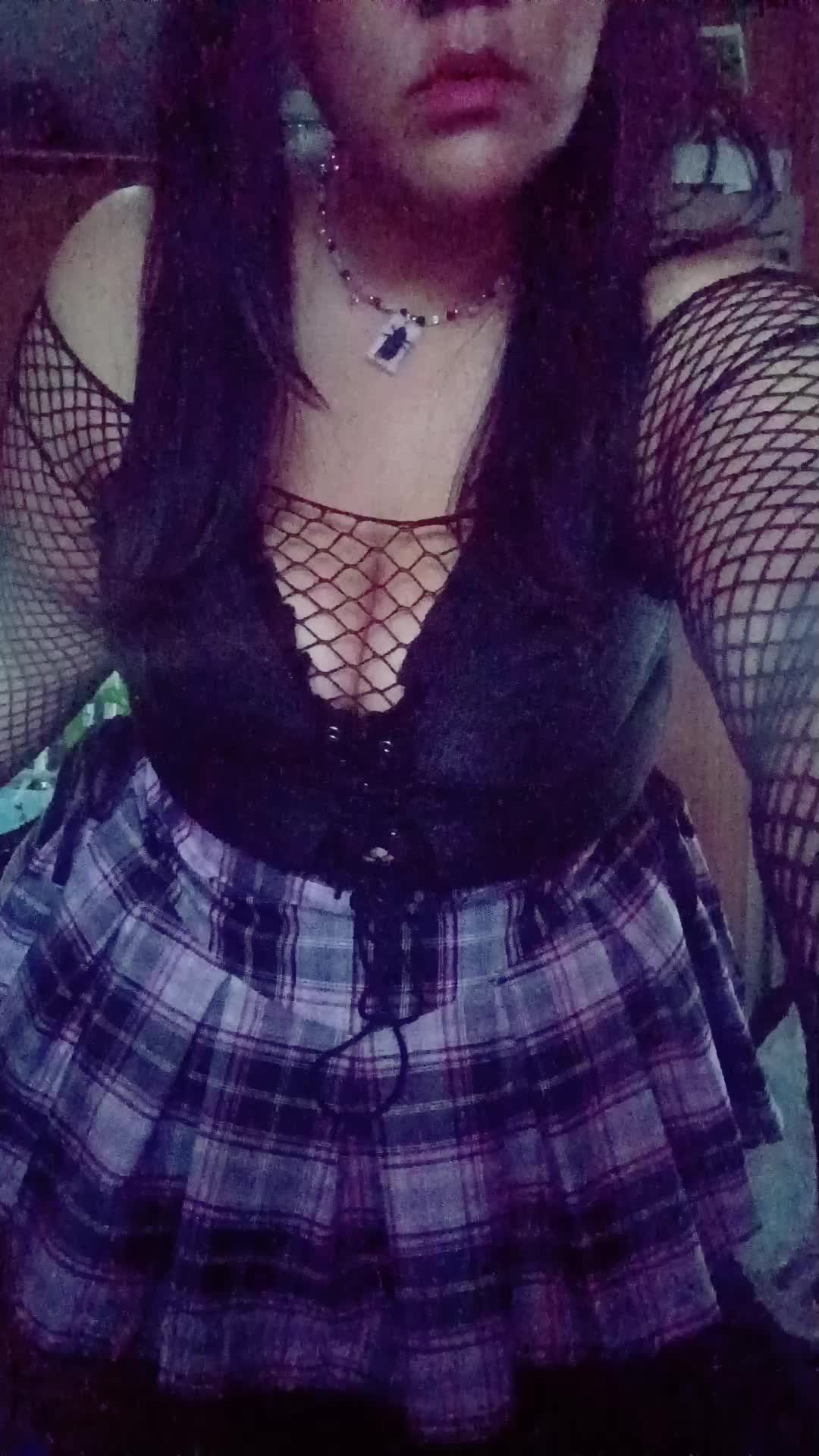@hopelessrhia