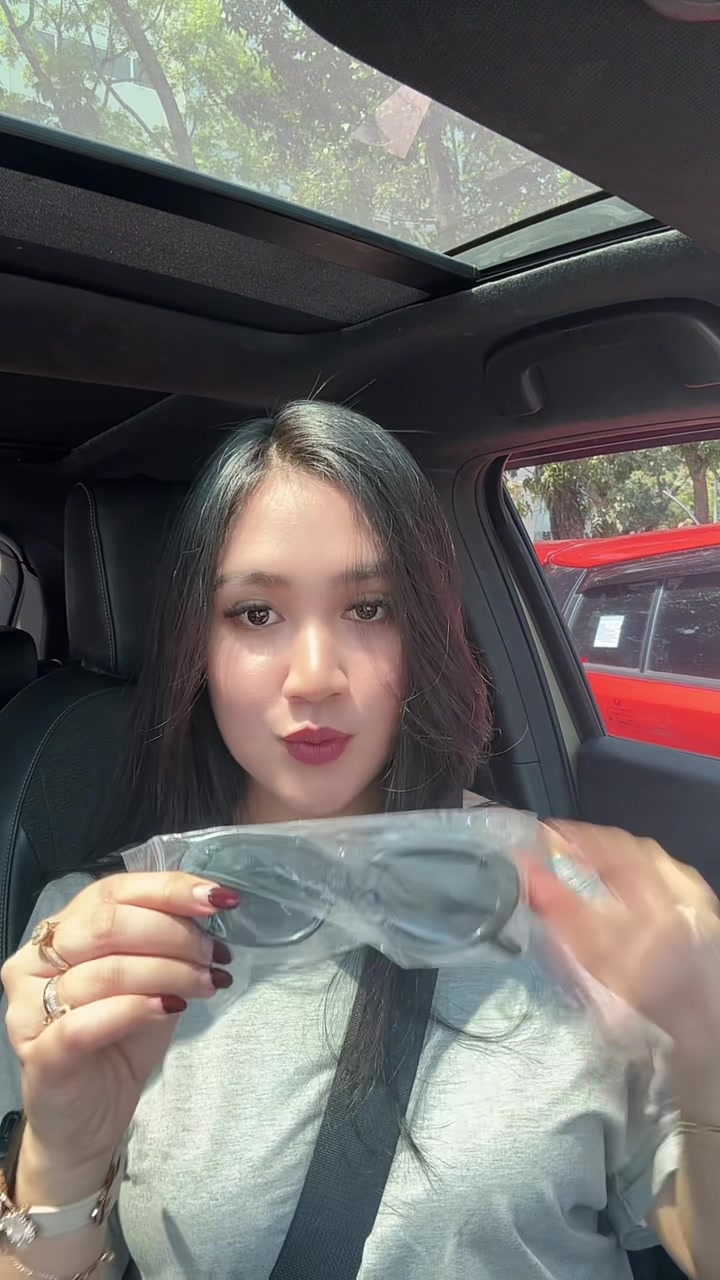 @Redika Junikenty