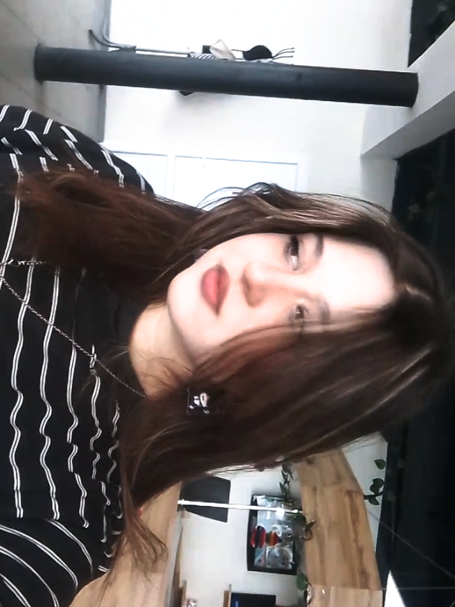 @Molli_No