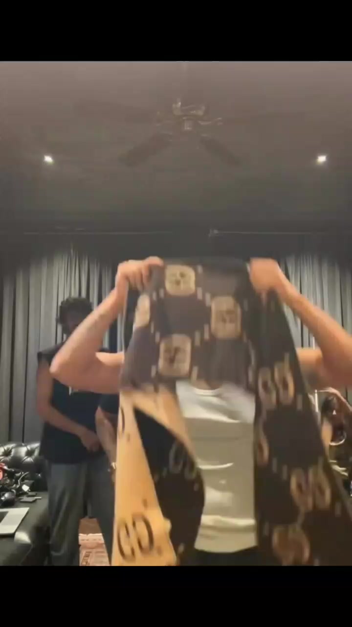 @chzoni001