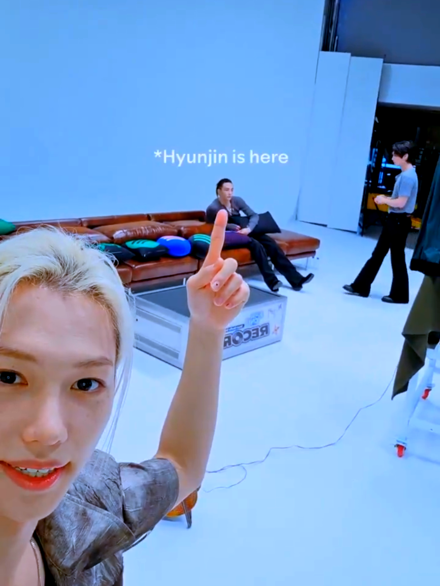 @Yong_LixxFan🦋