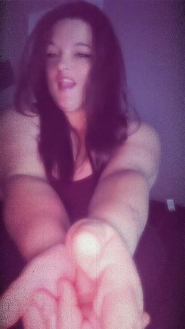 @🎀curvybratbabe71