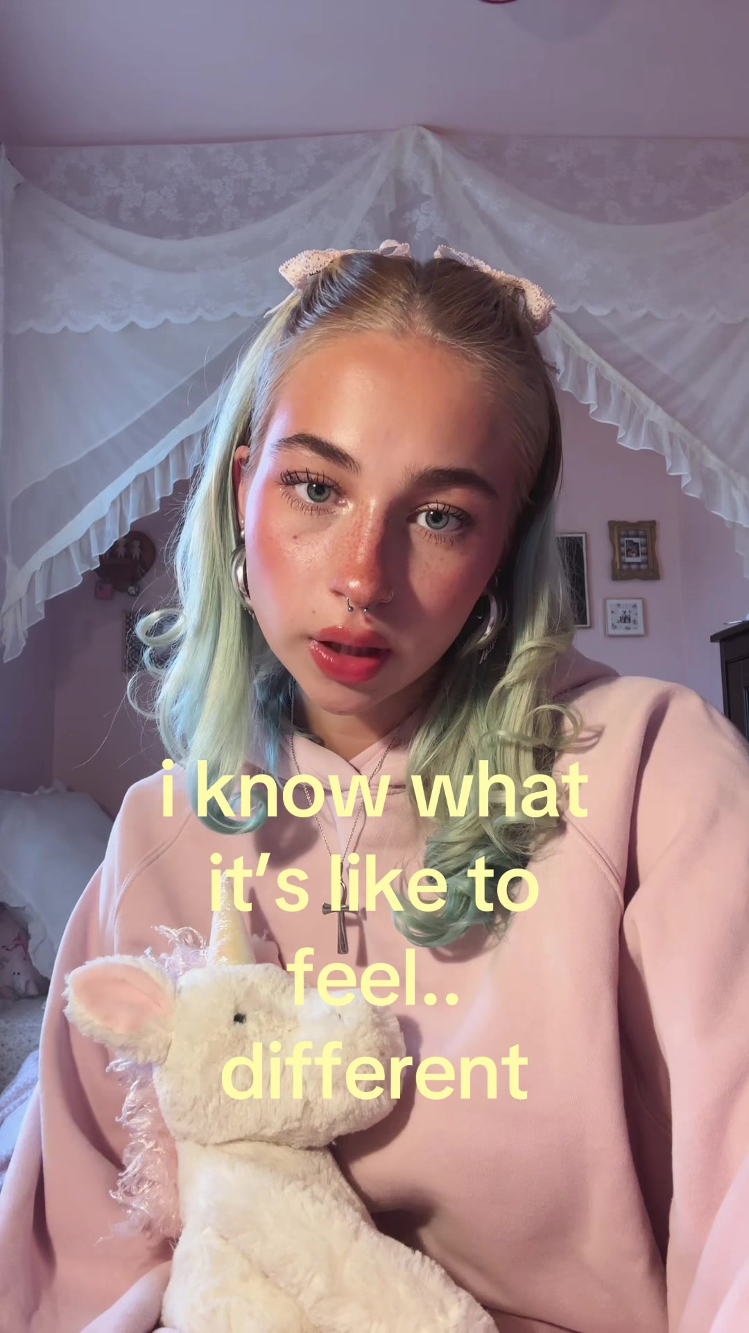 @️