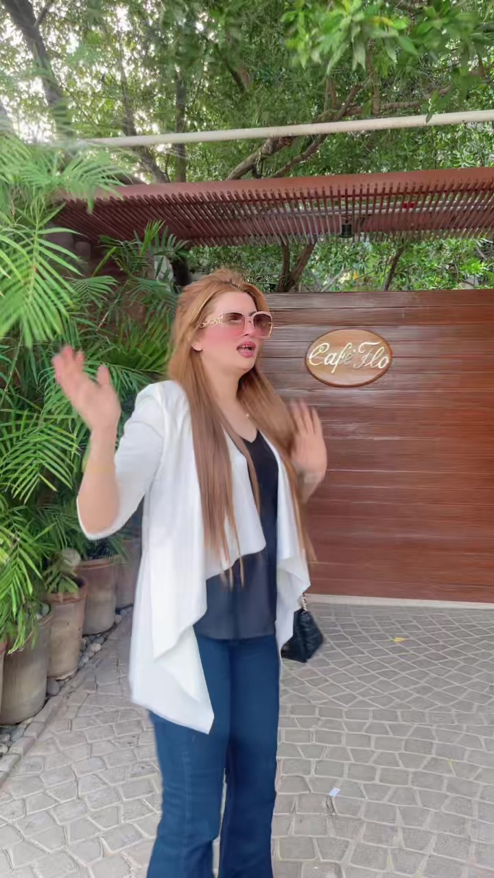 @Benita