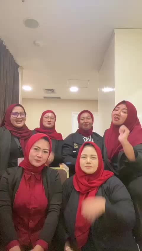 @Lia Fahrezie
