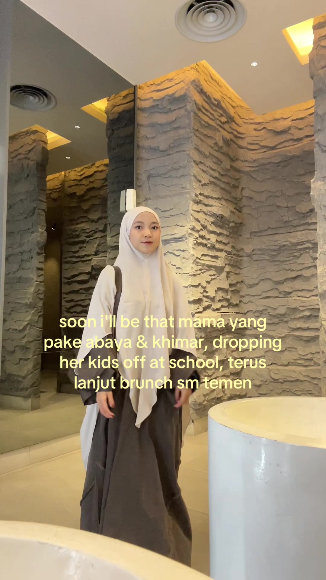 @𝐚𝐧𝐚𝐧𝐝𝐚 𝐧𝐮𝐫𝐮𝐥