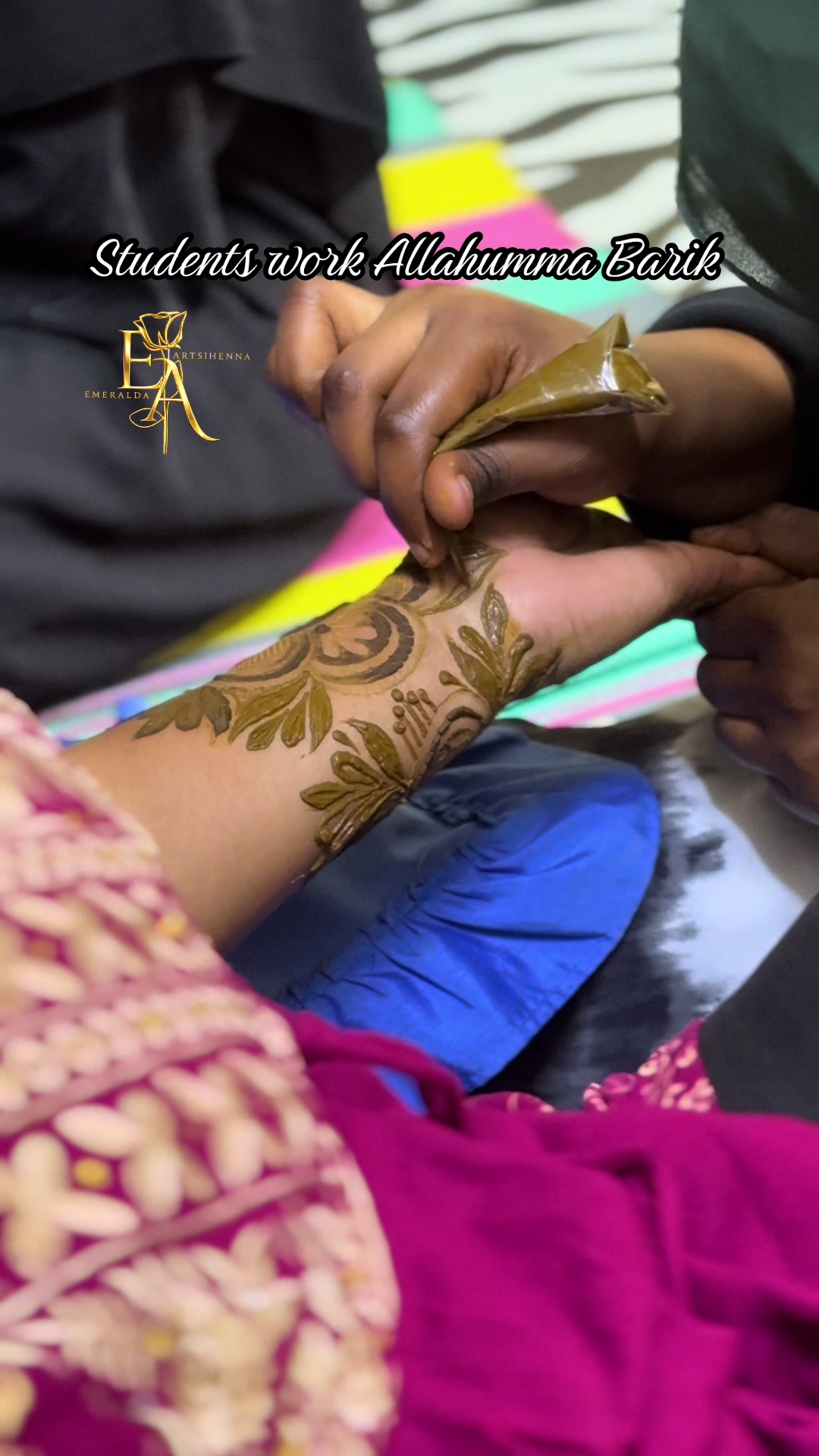 @Emeralda Arts | Henna