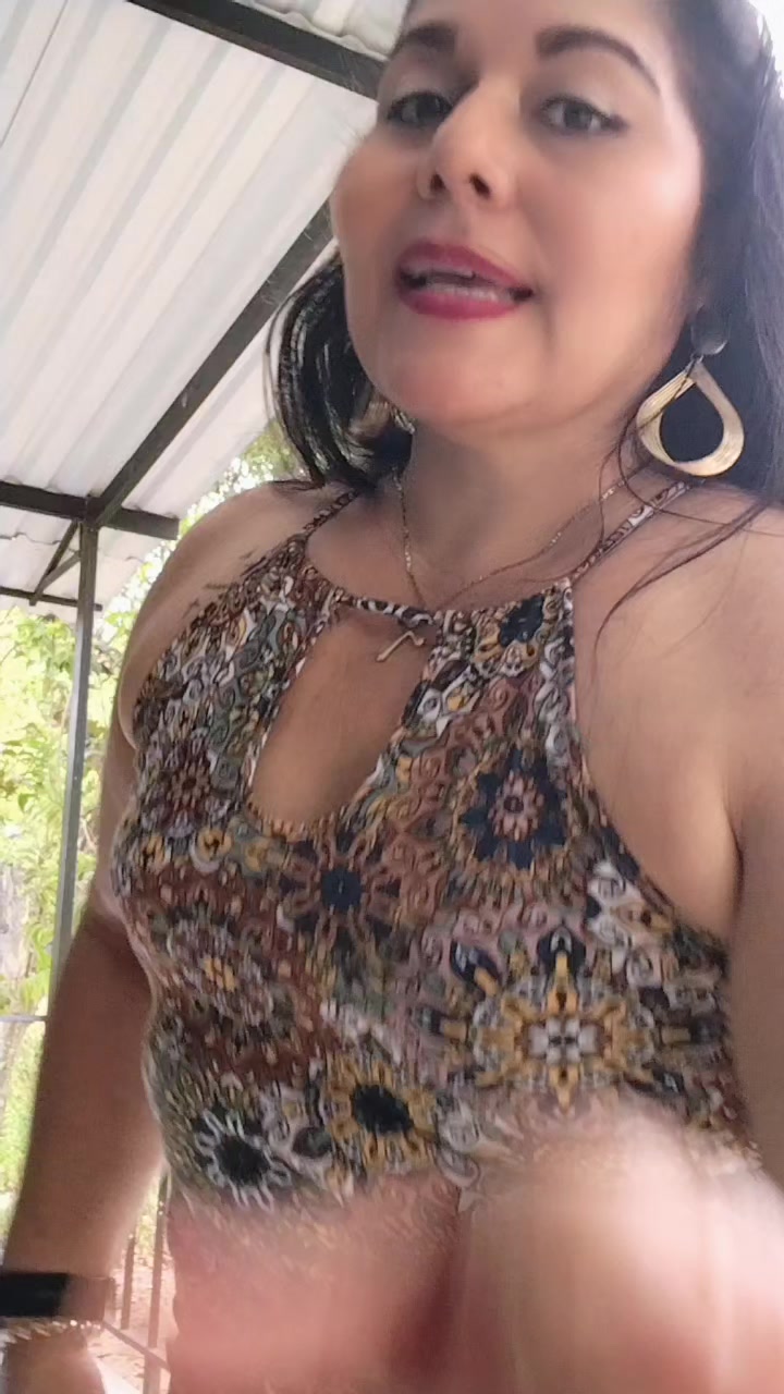 @Lina Paola