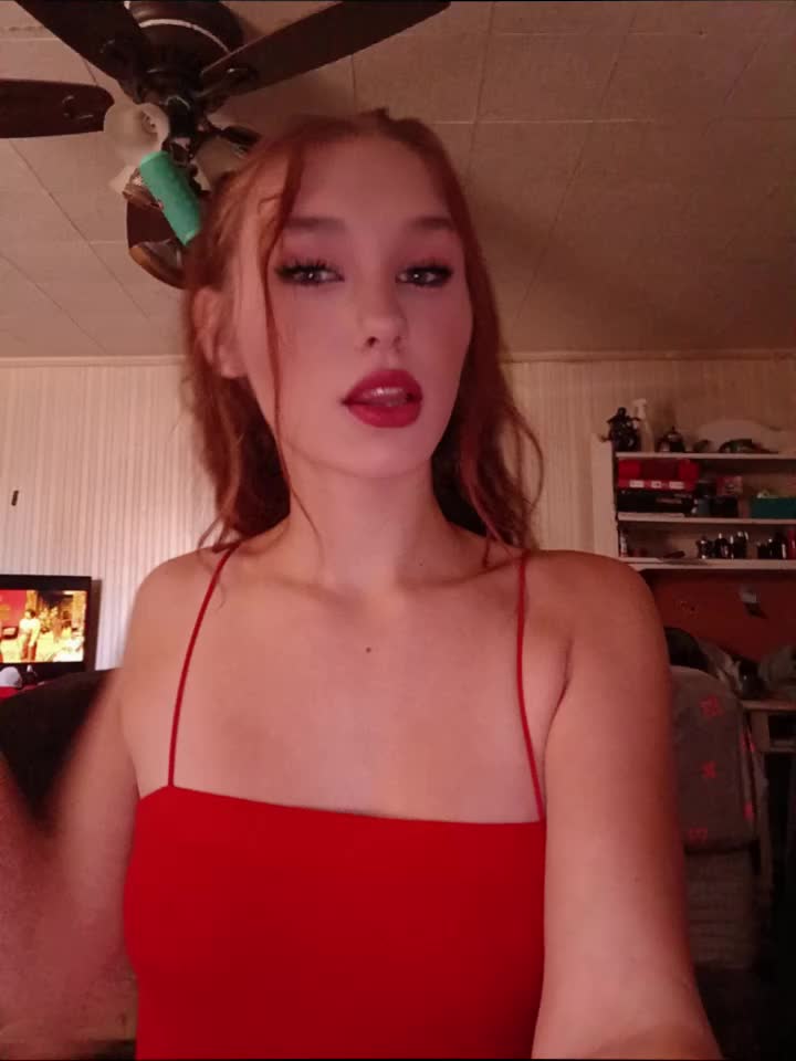 @blondebratz