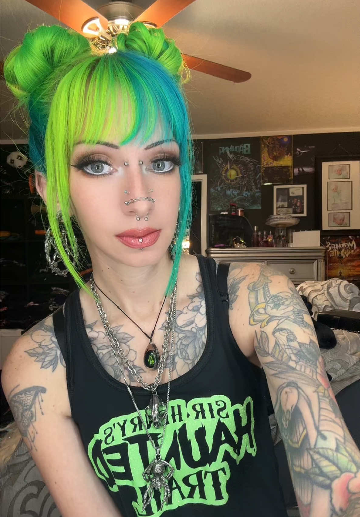 @💚🤘🏻ThatMetalGirl🤘🏻💚