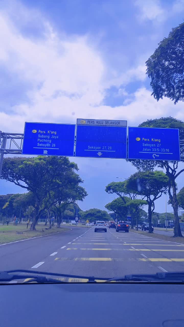 @Cik Puan Seri Aura