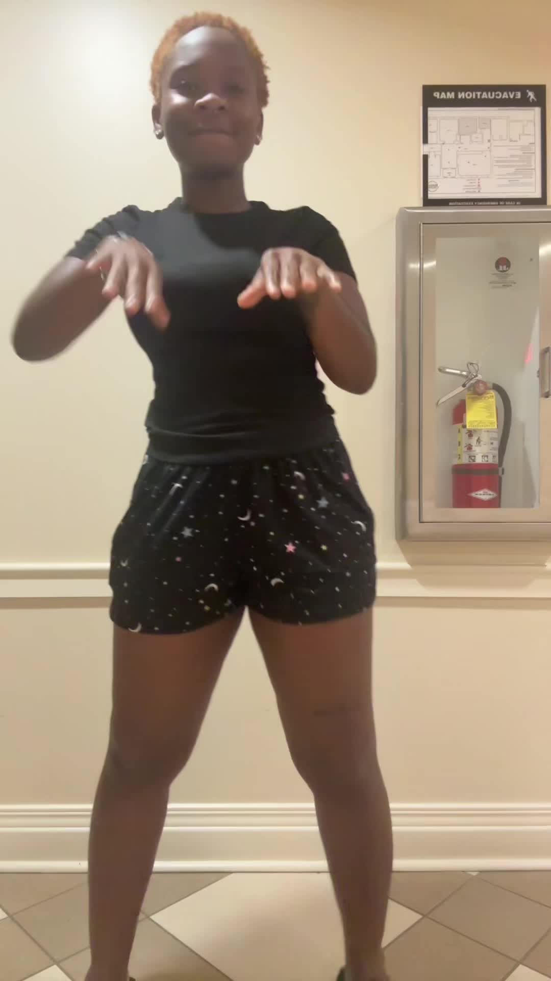 @alainamaxxing