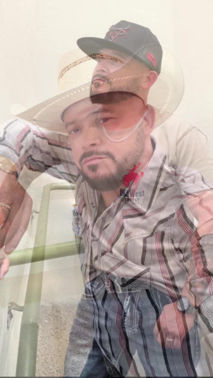 @S D