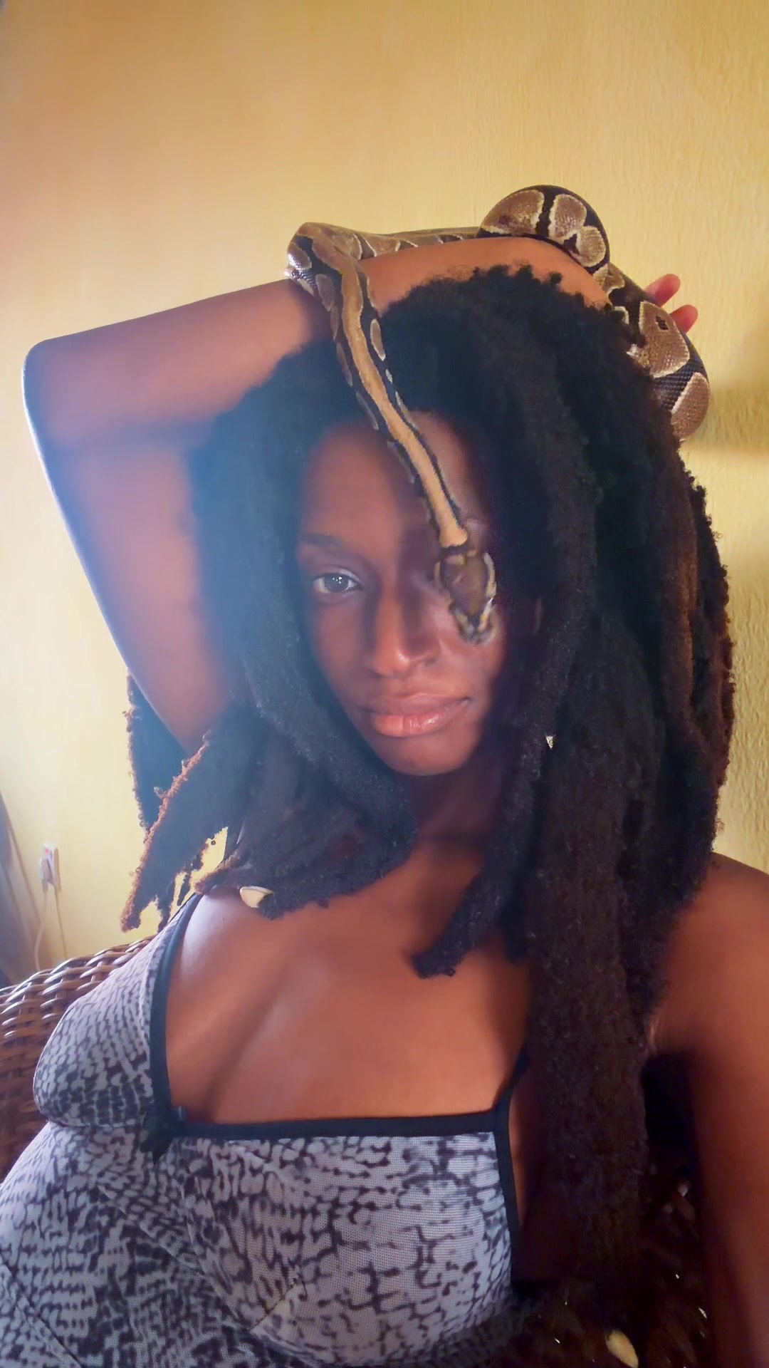 @Máyọ̀wá Mami Wata