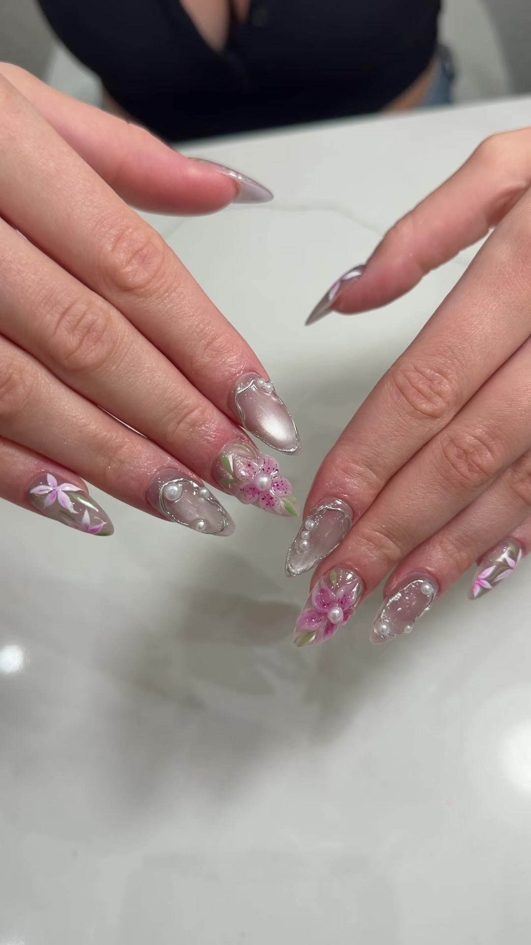 @velvet nails kw