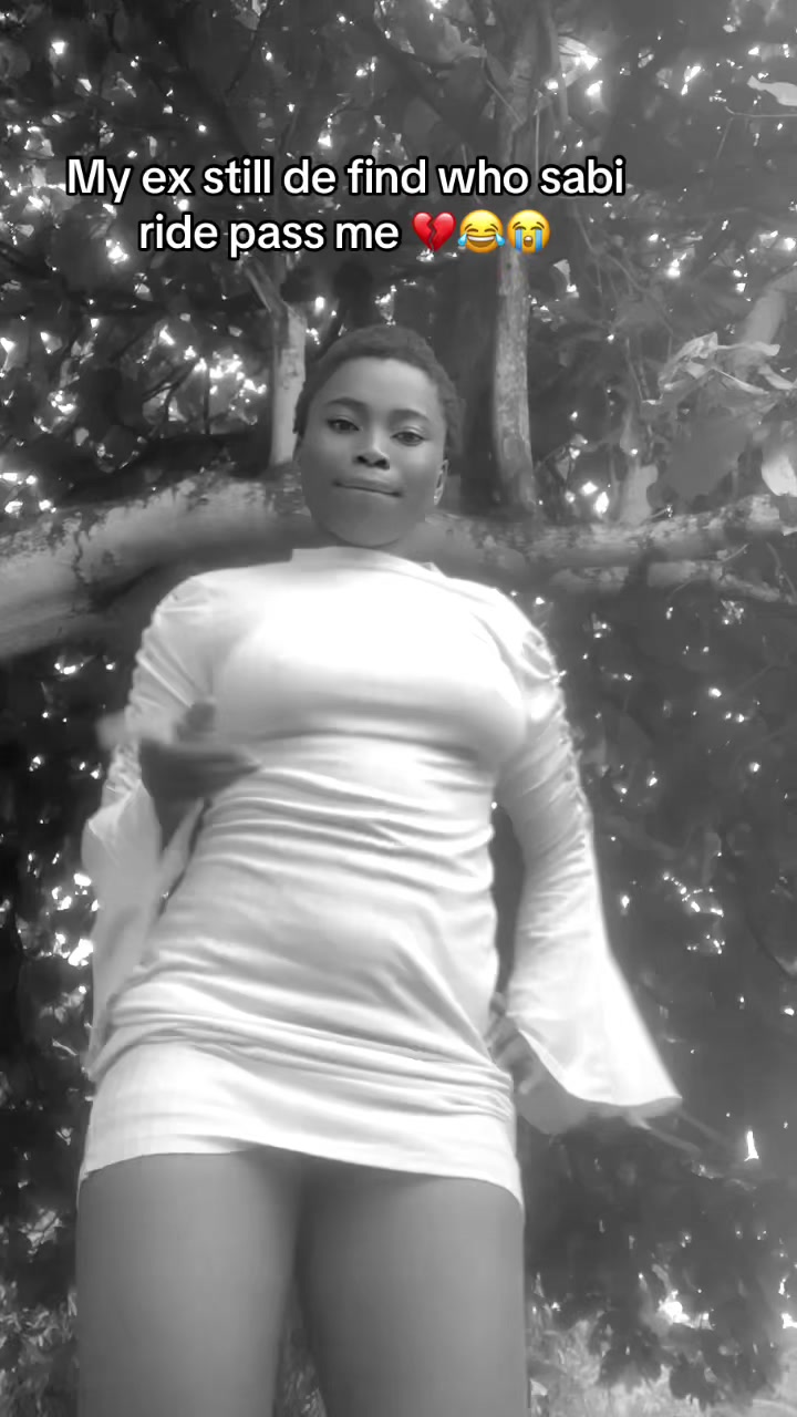 @ALL ALONE🚶&zwj;➡️..💔