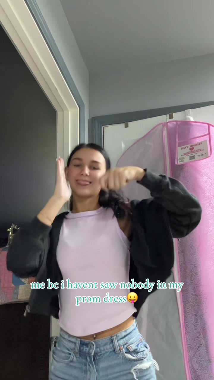 @𝓵𝓮𝓼𝓵𝓮𝔂 🐆💋