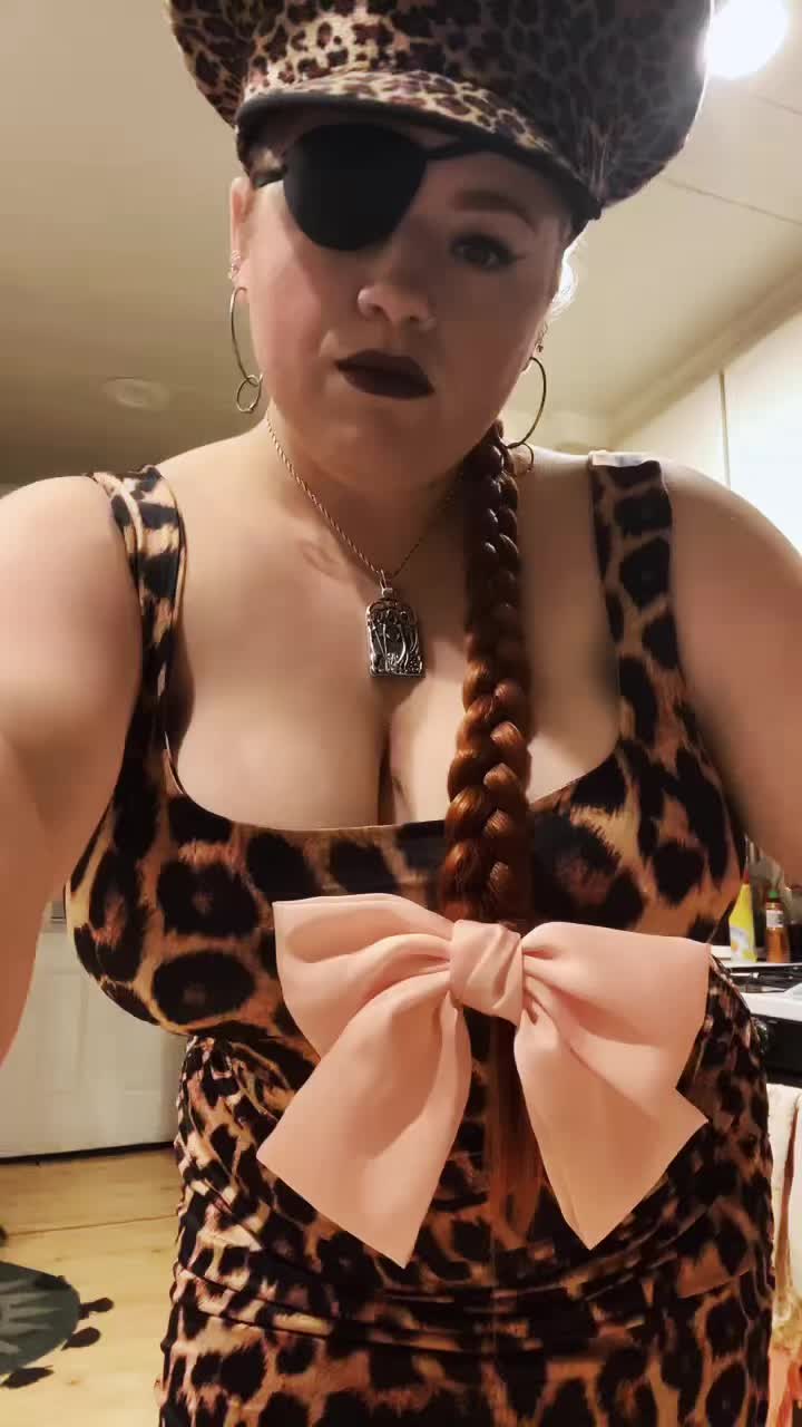 @LadyDelisha