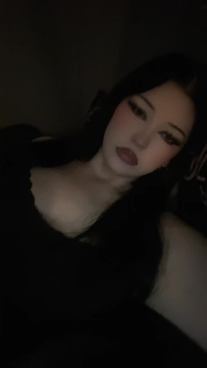 @emily⁷(ilya rozanov’s version)