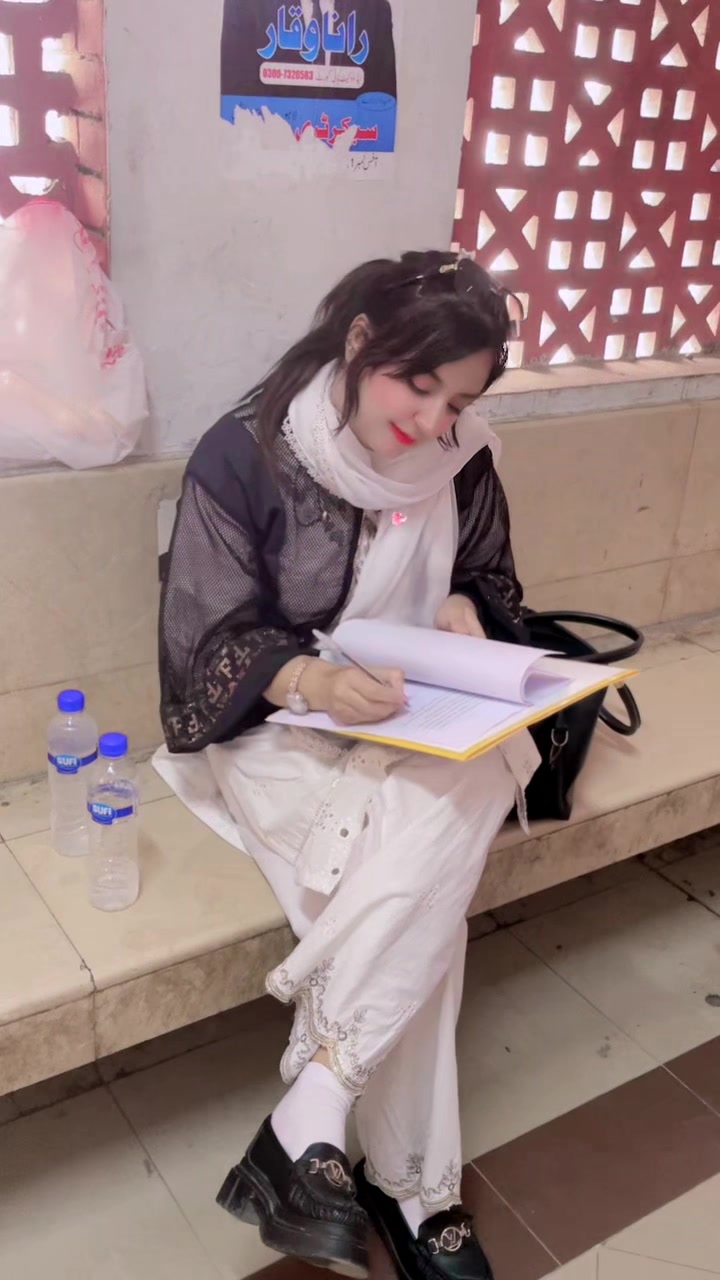 @Advocate Sanya Malik