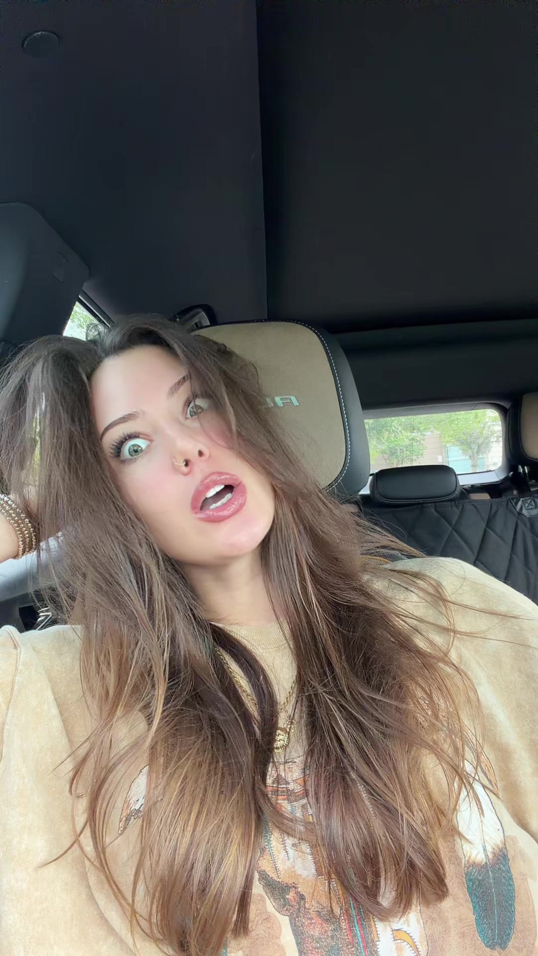 @avery cristy ⋆