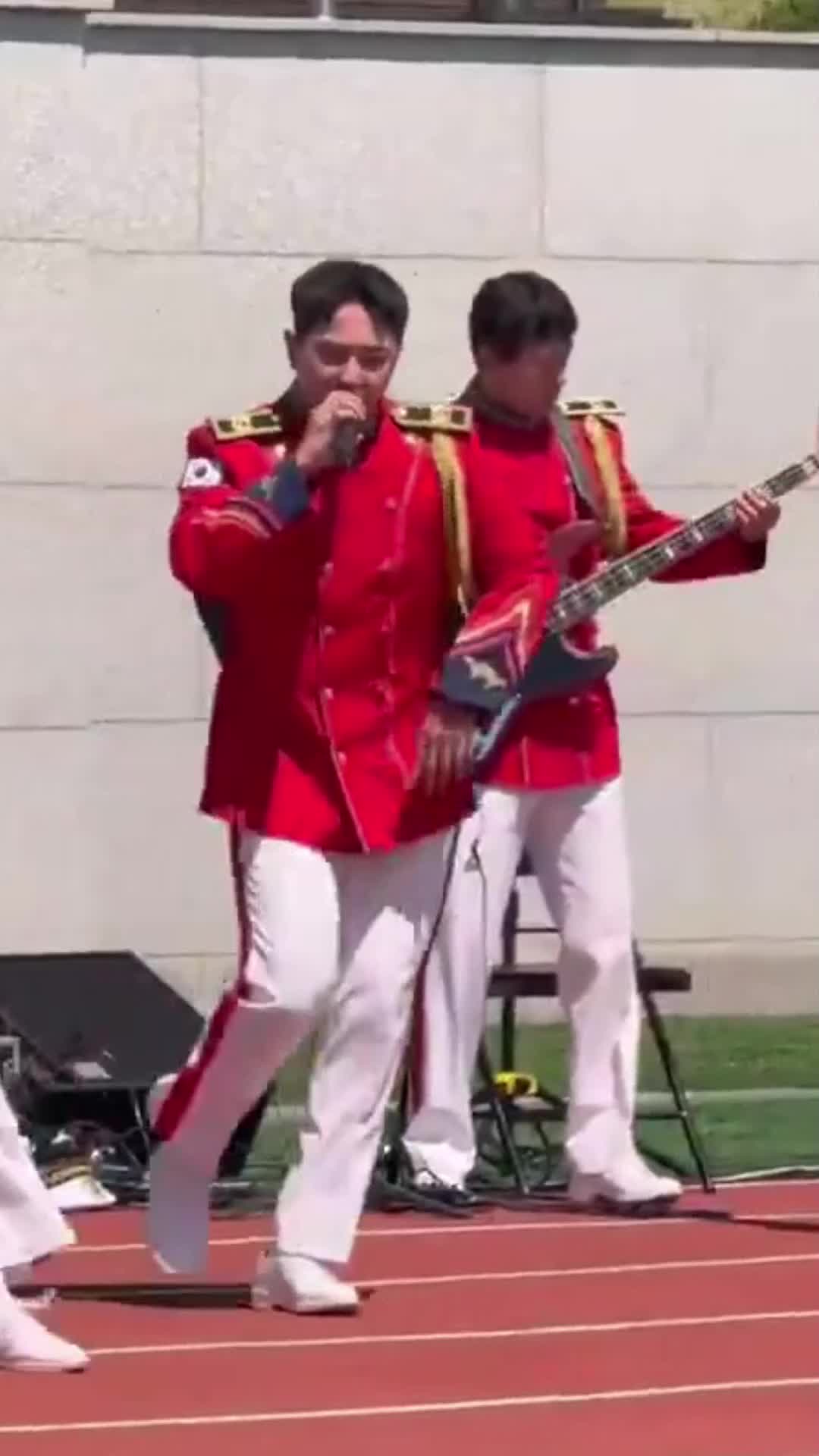 @Dongdonghyuk