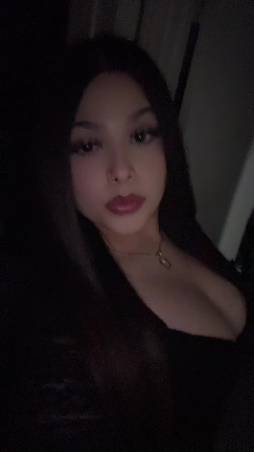 @ₙₓₛᵢᵢ₄₂₀🌸