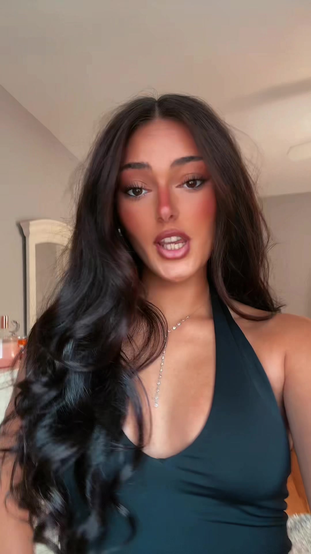 @Ashleee