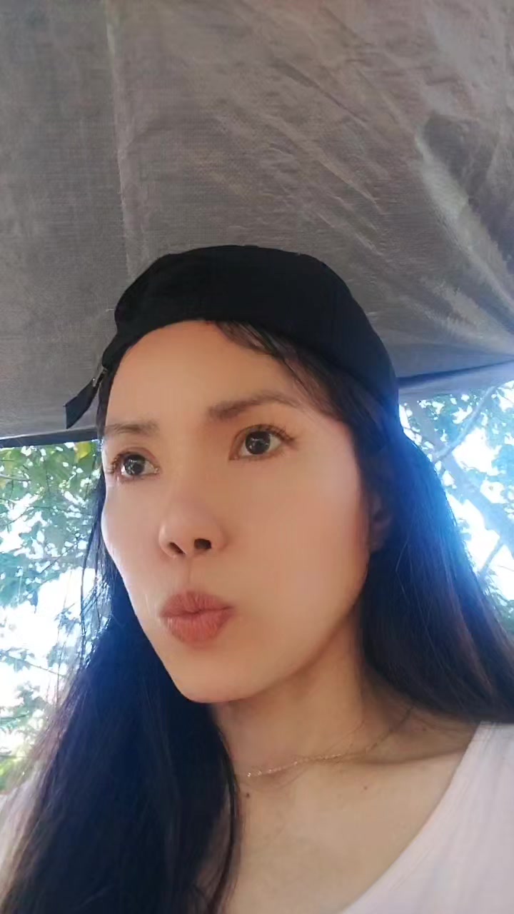 @Cherrymuse🍒