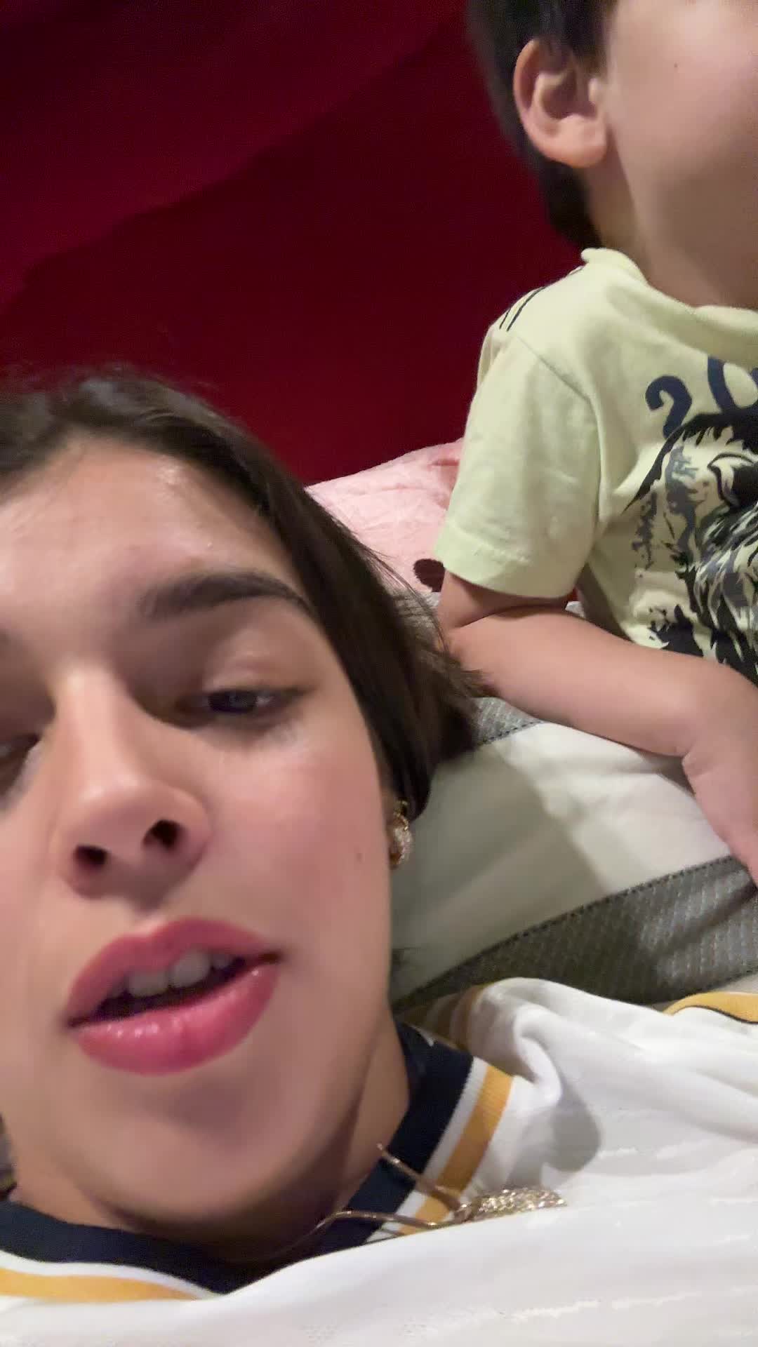 @Larissa María