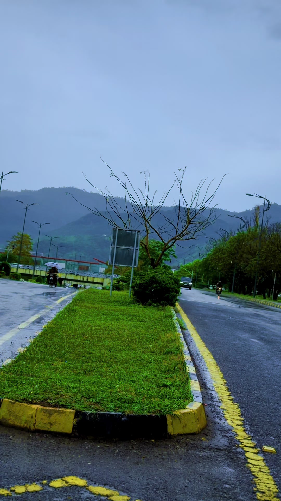 @Islamabadian⛰️🍂