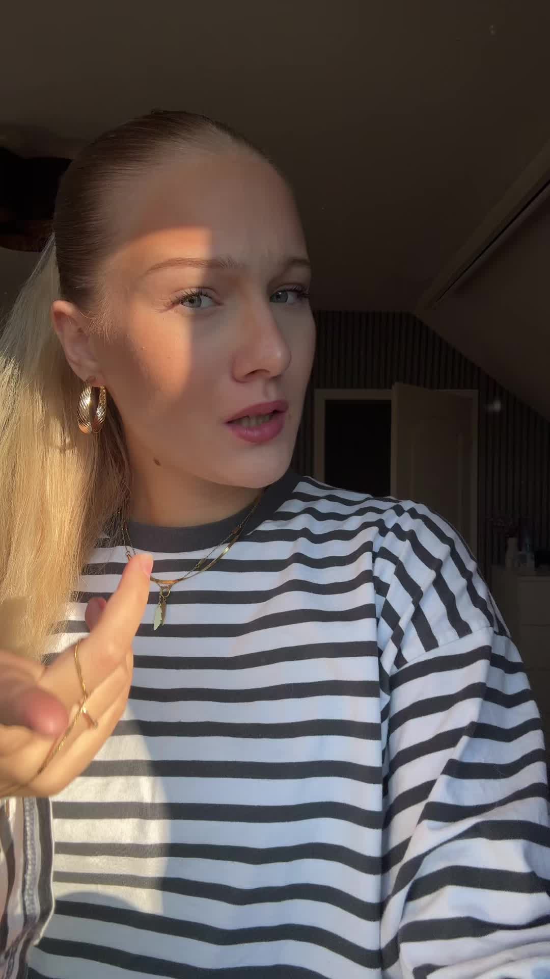 @anneke