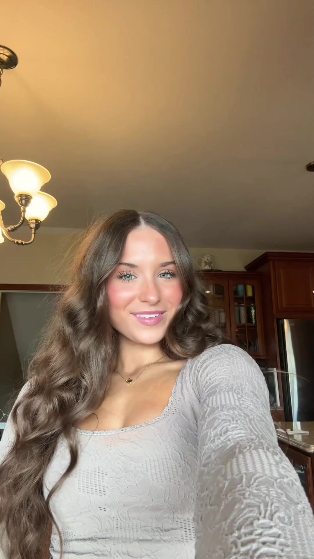 @_nicolenoelle