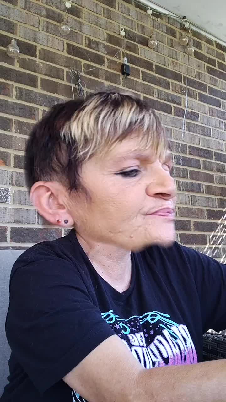 @Angela H