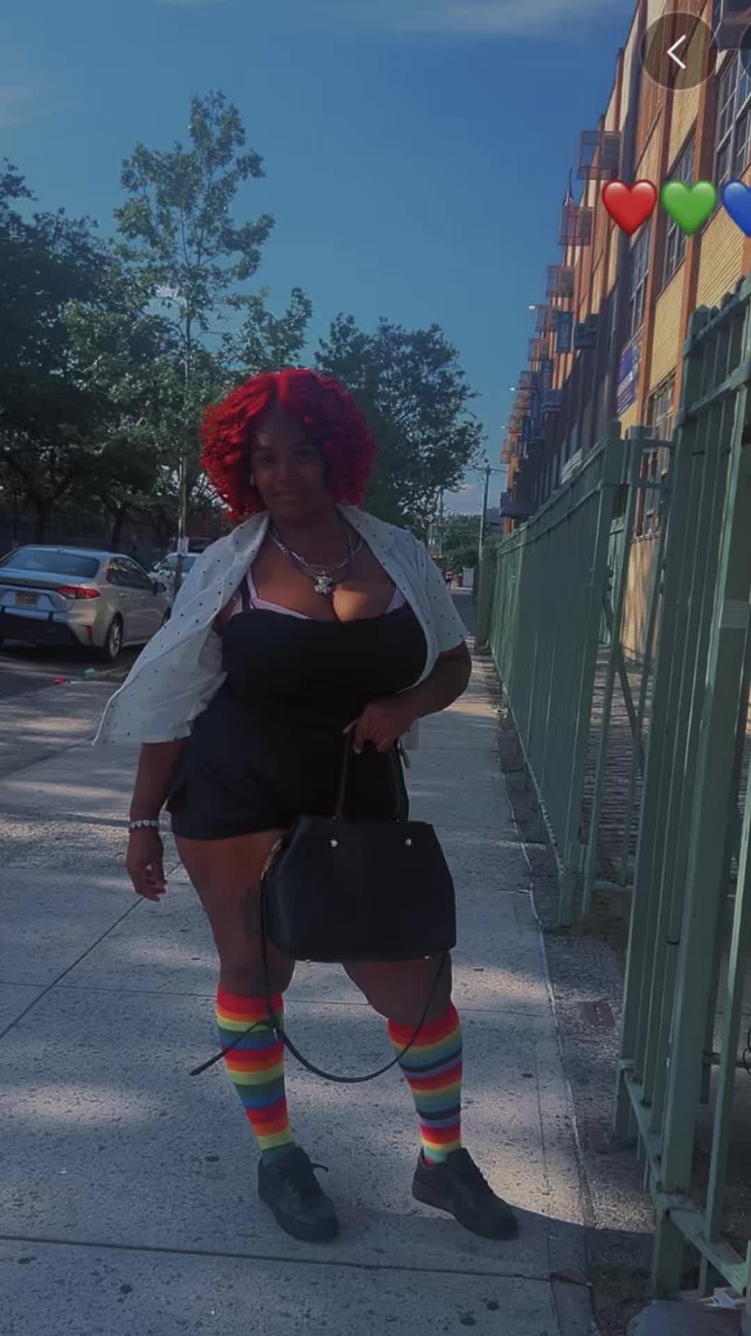 @Frosted_Tay