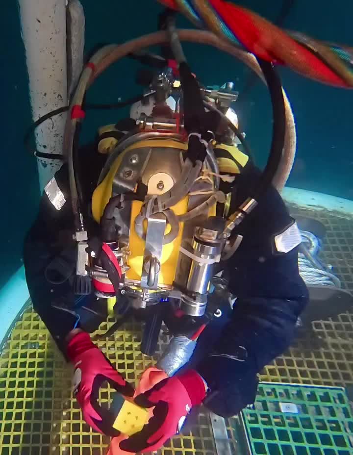 @DEEPSEA LOCKER
