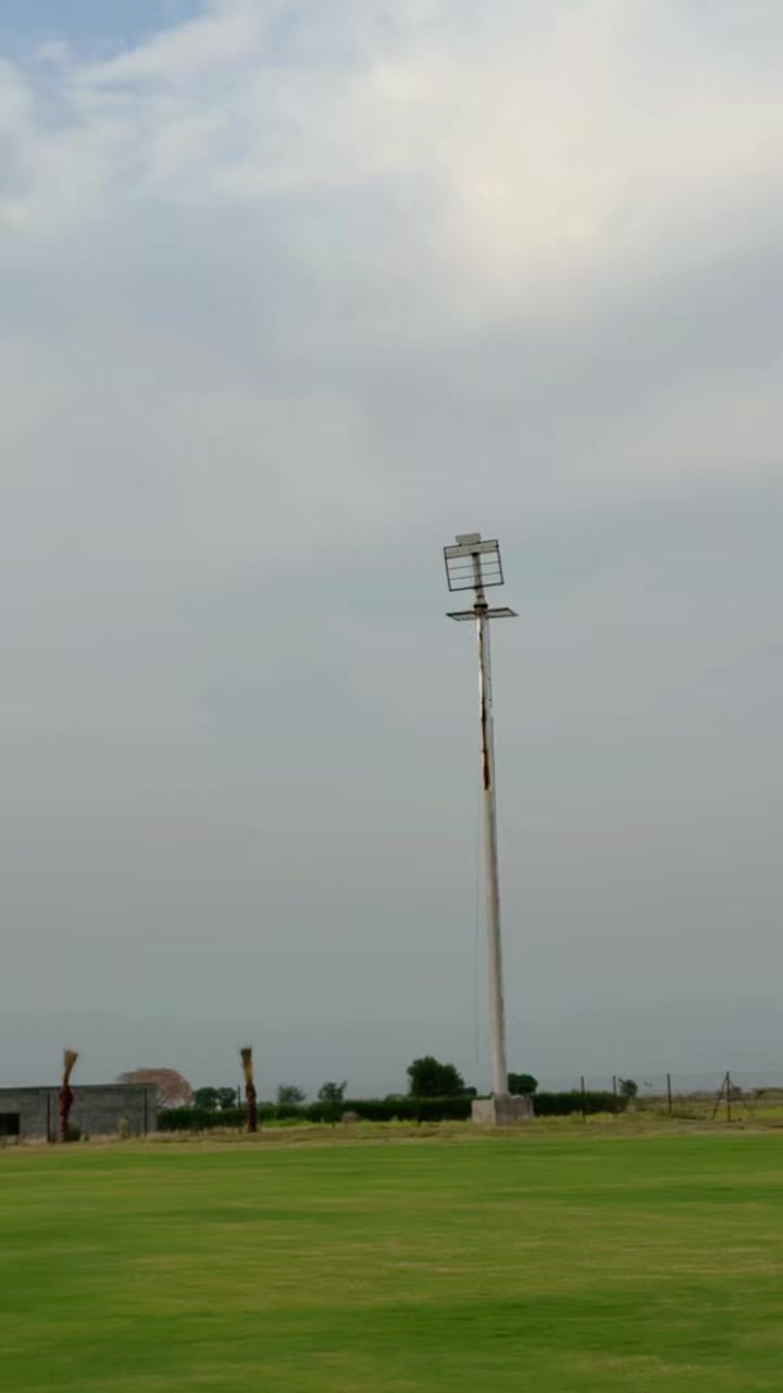 @꧁ᴹ꧍ujeeb ꧂: Khan522