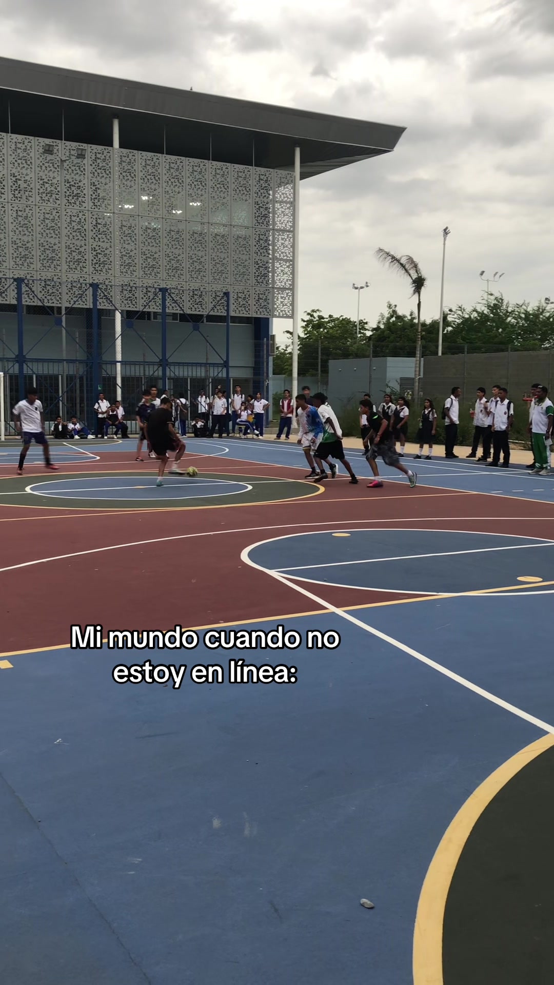 @Zúñiga 